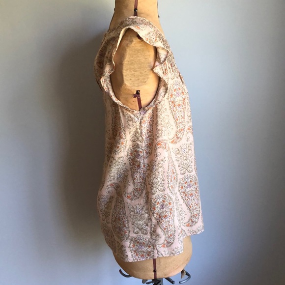 Old Navy Sweet Print Shell Top Sleeveless Pintucks - Picture 3 of 13